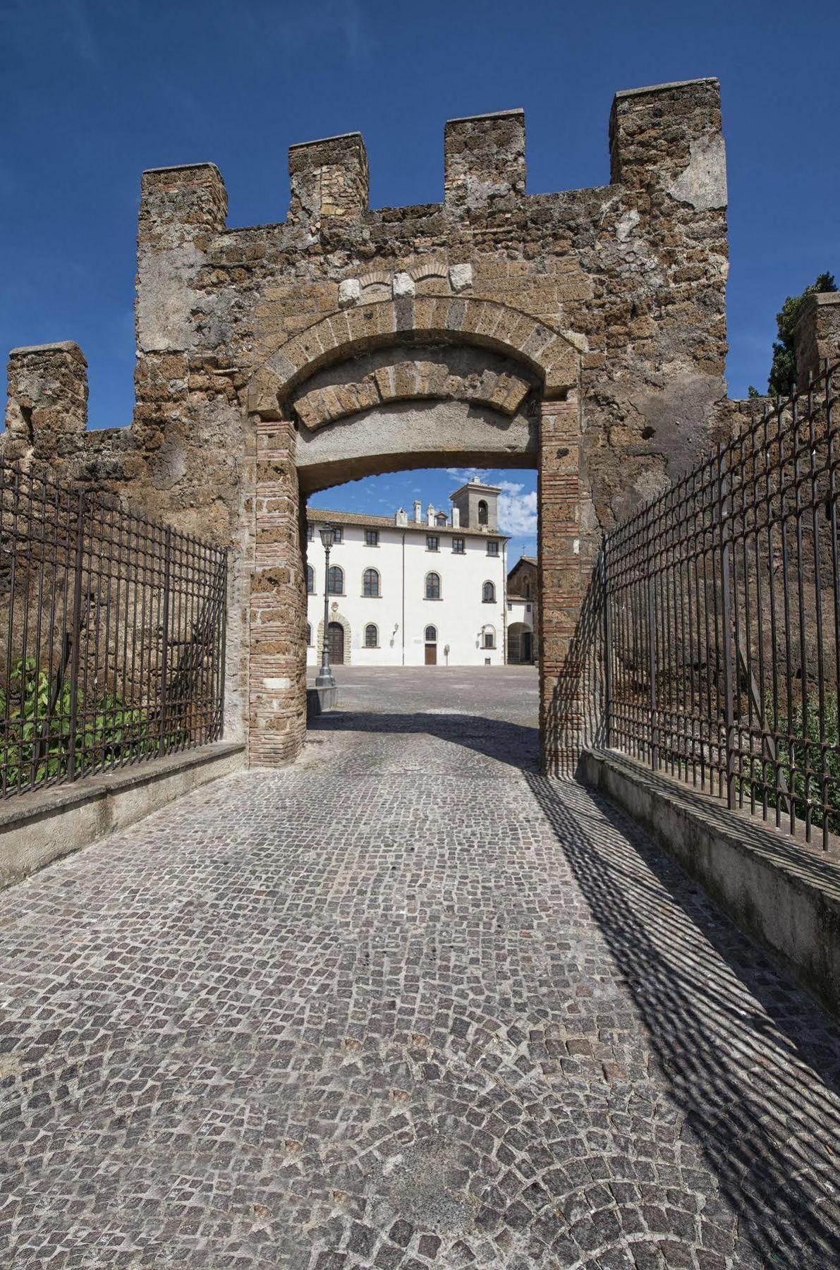 Отель Residenza Principi Ruspoli Черветере Экстерьер фото
